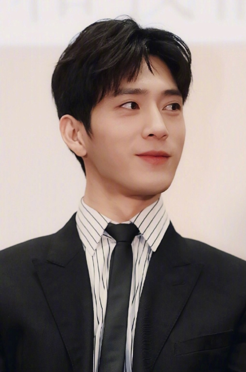 今日份心动男孩井柏然图片 中国男明星帅哥图片 11