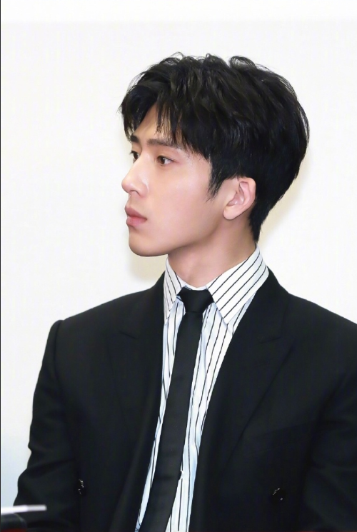 今日份心动男孩井柏然图片 中国男明星帅哥图片 13