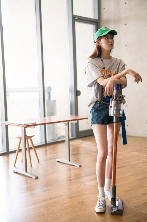 韩国美女李圣经欧尼的腿也太优秀了吧