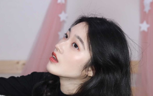 狮子座女生图片 奶糖味的兔兔女孩图片 6
