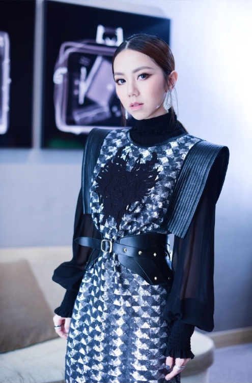中国美女图片 香港女歌手邓紫棋图片 2