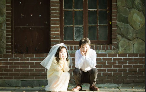 嫁给爱情的小清新美女婚纱照图片 5