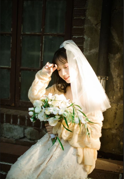 嫁给爱情的小清新美女婚纱照图片 6