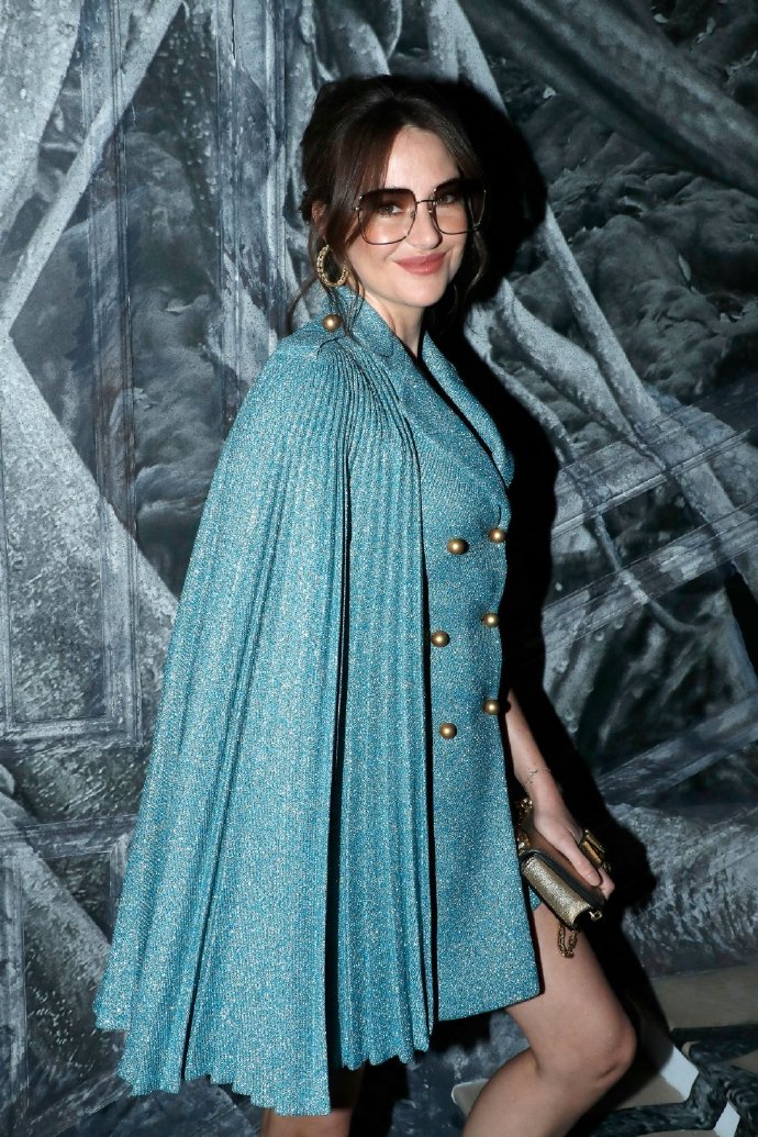 美国美女图片 欧美女演员Shailene Woodley现身巴黎时 5