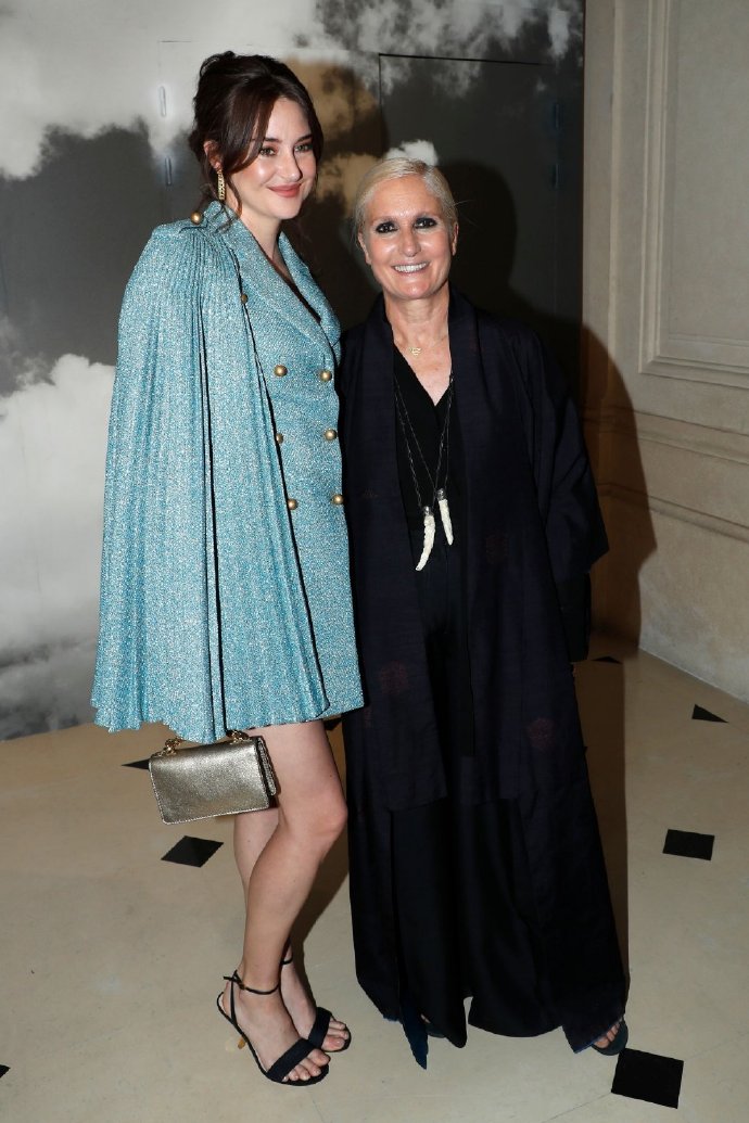 美国美女图片 欧美女演员Shailene Woodley现身巴黎时 8
