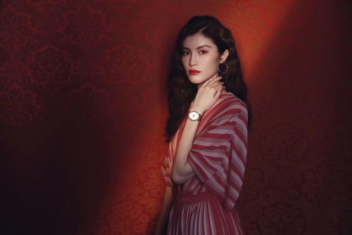 中国美女图片 超模何穗2019dior秋冬高订秀图片 5