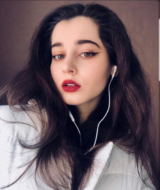 俄罗斯美女麻豆Katya Chertykova图片 5