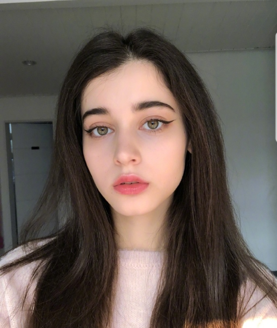 俄罗斯美女麻豆Katya Chertykova图片 9