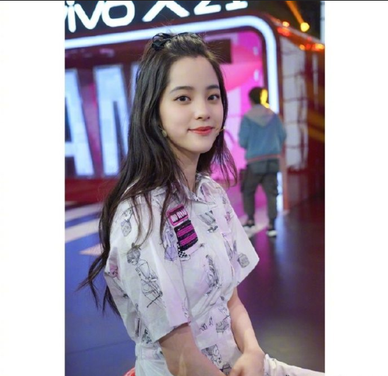 台湾美女图片 短发欧阳娜娜or长发欧阳娜娜你更 5