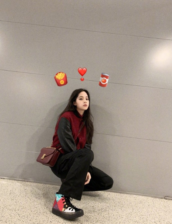 台湾美女图片 短发欧阳娜娜or长发欧阳娜娜你更 9
