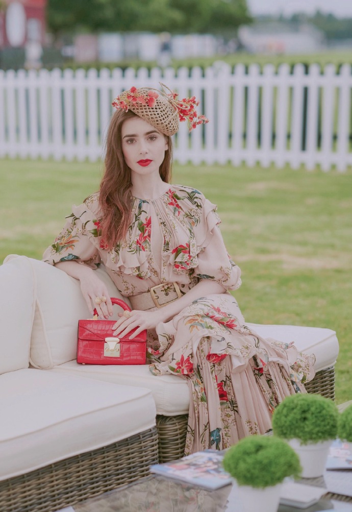 英国美女图片 复古美女Lily Collins图片 3