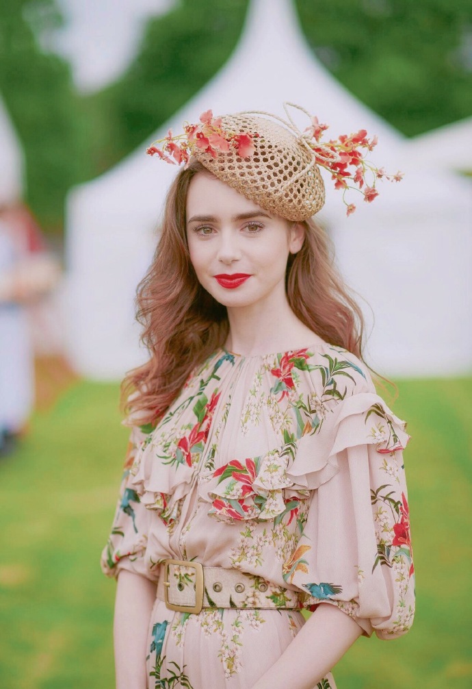 英国美女图片 复古美女Lily Collins图片 7