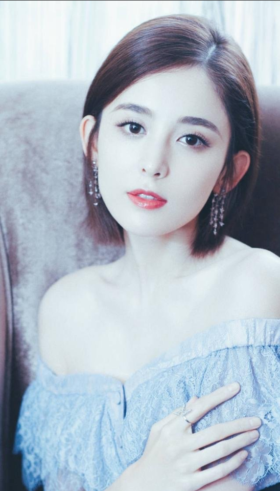 新疆美女图片 内地女星古力娜扎短发清新图片