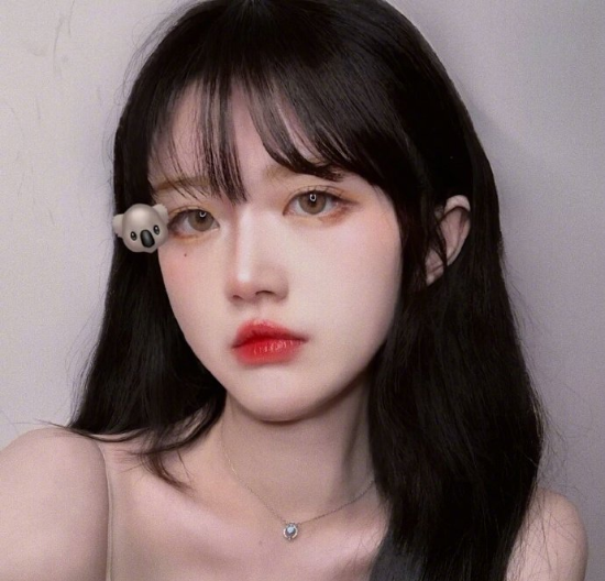漂亮美女图片 漂亮女生自拍照