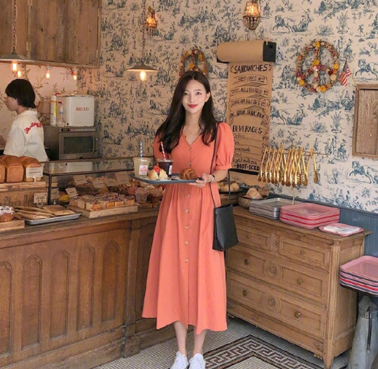 知性美女图片夏日出游轻熟搭 2