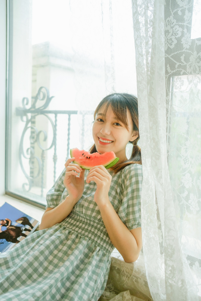 漂亮姑娘私房图片 清纯美女图片 6