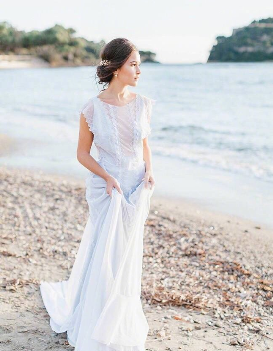 淡蓝色的婚纱图片 好看的美女婚纱照图片 4