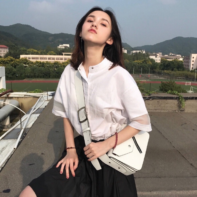 单纯可爱的清纯美女自拍照图片 2