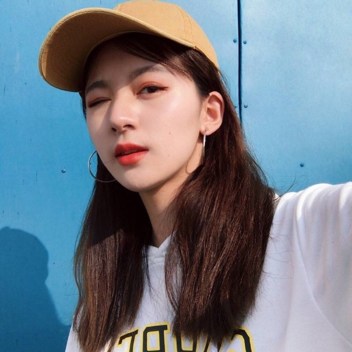 单纯可爱的清纯美女自拍照图片 5