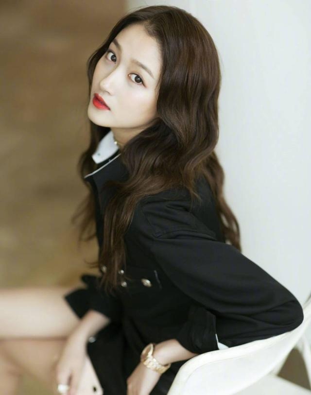 中国美女图片 大长腿美女关晓彤图片 4