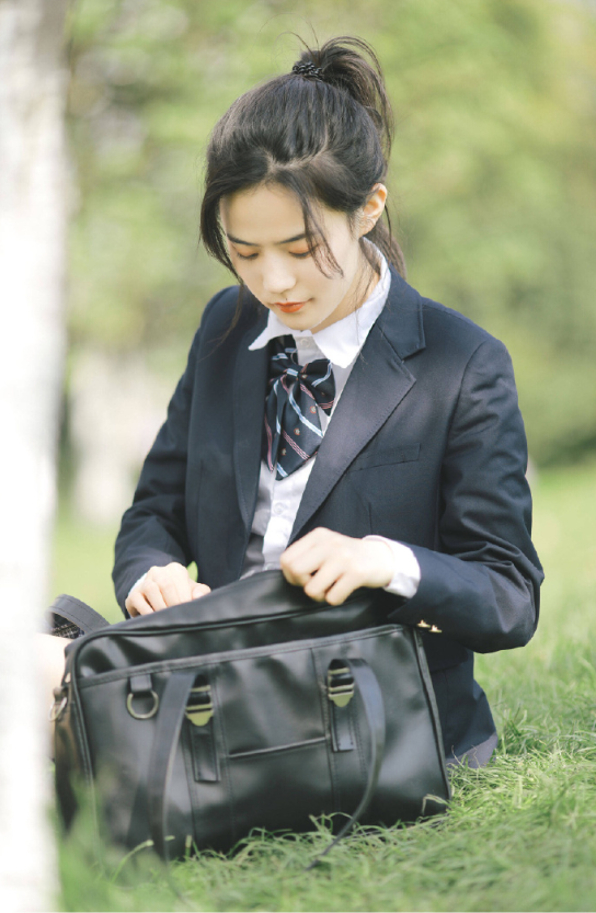 超短裙美女图片 清纯mm美女图片 20