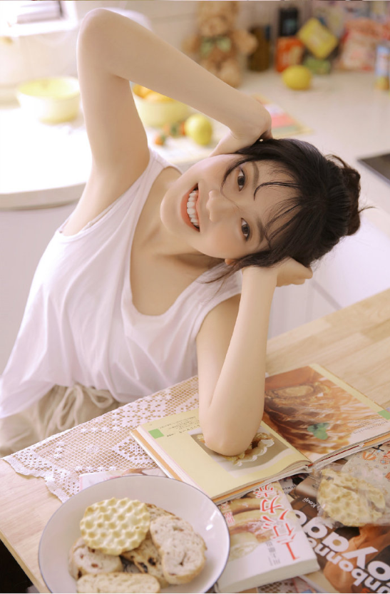 清纯美女图片 丸子头mm张迪鹿白嫩写真图片 17