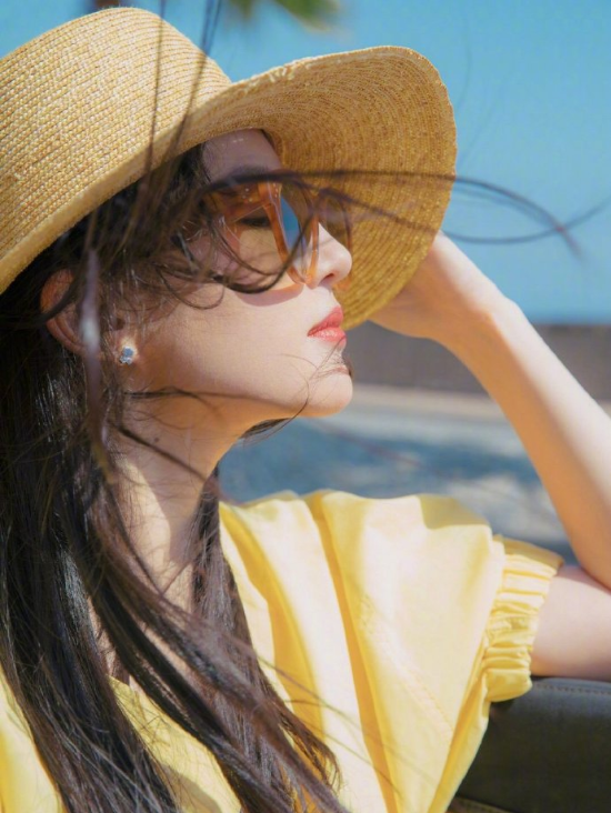 中国美女图片 小天仙刘亦菲摩纳哥旅拍图片 5