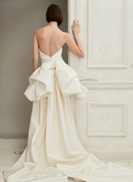Oscar de la Renta2019秋冬婚纱图片 4