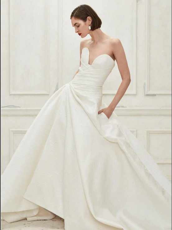 Oscar de la Renta2019秋冬婚纱图片 8