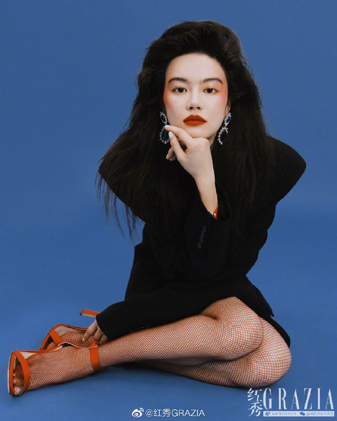 中国美女图片 东申未来女演员李蔓瑄《红秀》杂 5