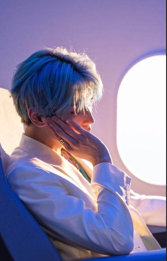 韩国男团NCT成员李泰容帅气图片 5