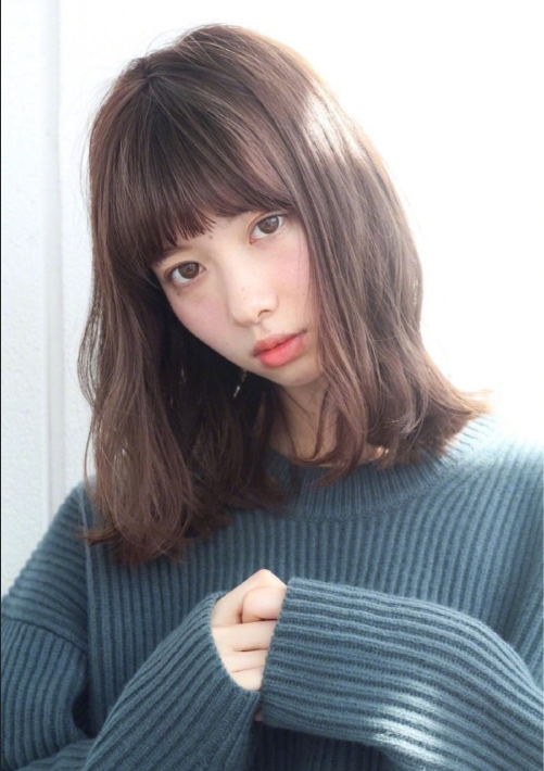日系齐刘海中长发发型图片 日本美女图片 5