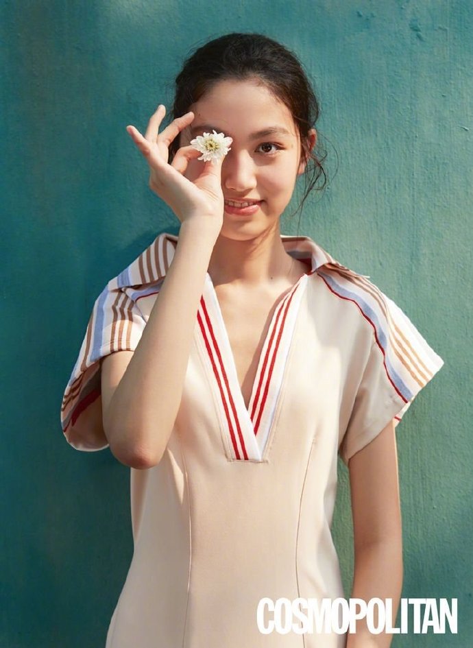 星二代任达华14岁女儿任晴佳Ella身高180公分图片 4