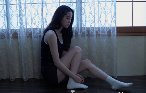 台湾美女图片 台湾女神欧阳娜娜杂志封面图片 2