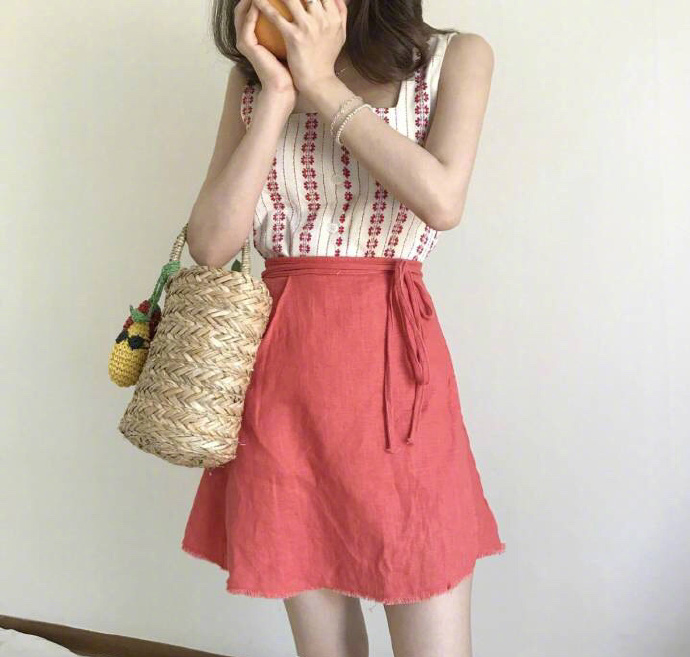 甜美美女小性感的夏日穿搭参考 7