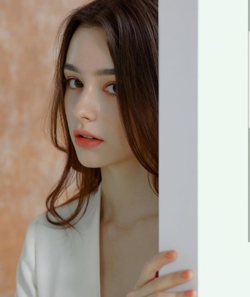 俄罗斯美女图片 美艳麻豆Dasha Taran图片 7