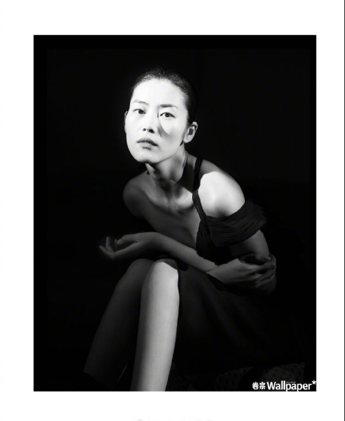 中国美女图片 超模刘雯《Wallpaper》极简杂志封面 8