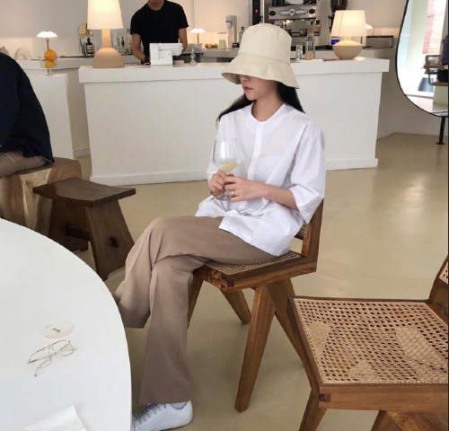 可盐可甜的酷女孩日常私服街拍 2
