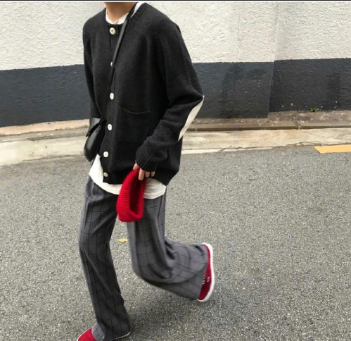 可盐可甜的酷女孩日常私服街拍 3