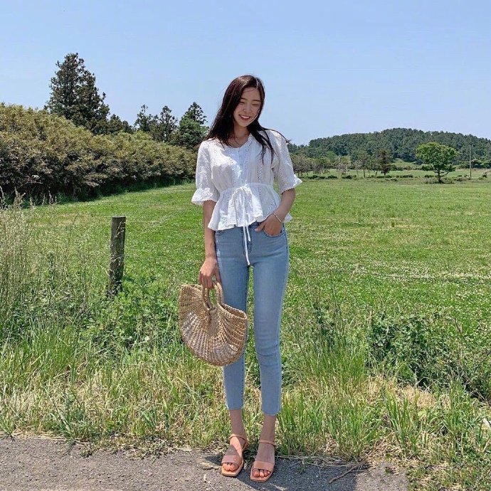 夏日美女图片 清凉少女碎花格子穿搭参考 5