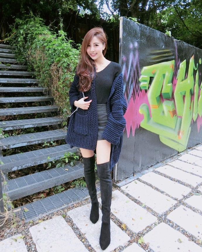 丝袜美女图片 虎航美女空姐瑞塔儿图片 7