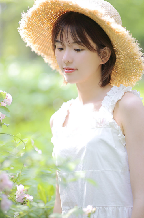 快乐女生钟恩淇田园写真图片 6