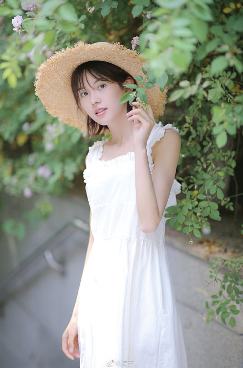 快乐女生钟恩淇田园写真图片 7