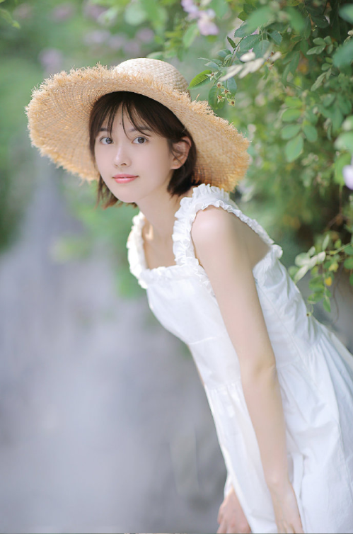 快乐女生钟恩淇田园写真图片 16