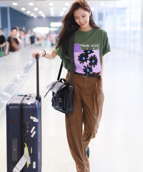 中国美女图片 内地女明星宋妍霏ins私服穿搭图片 14