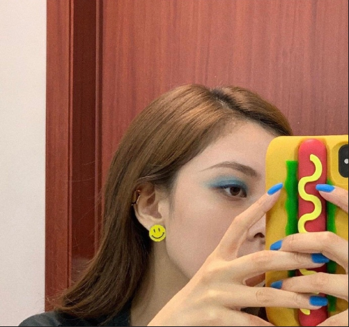 中国美女图片 内地女明星宋妍霏ins私服穿搭图片 16