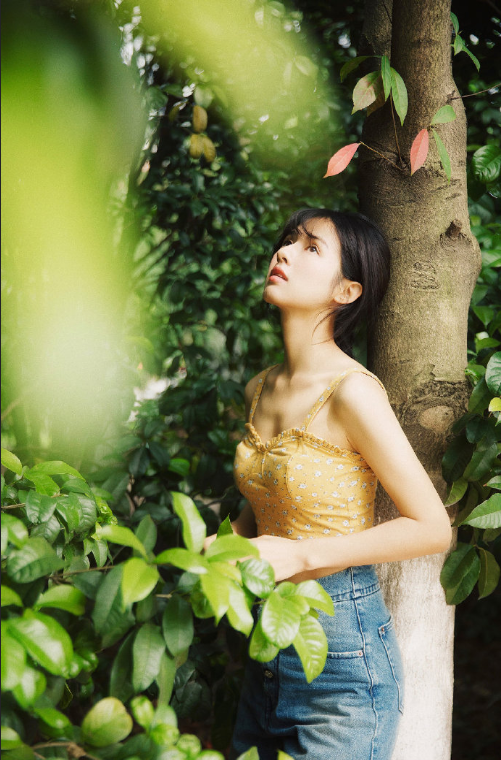 清纯美女夏日写真图片 阳光美女图片 6