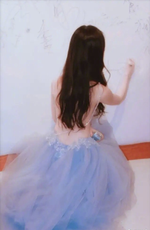 美若天仙的中国美女明星刘亦菲小仙女图片 4