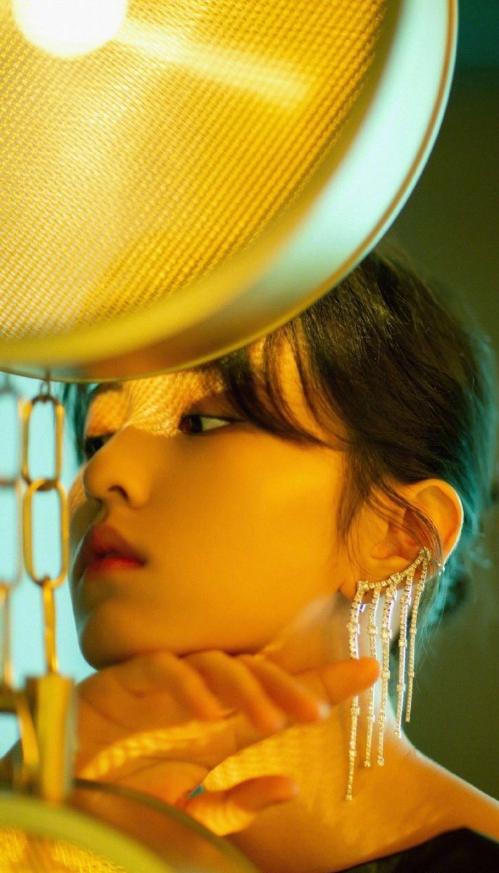 中国美女图片 童星张子枫成熟写真图片 4