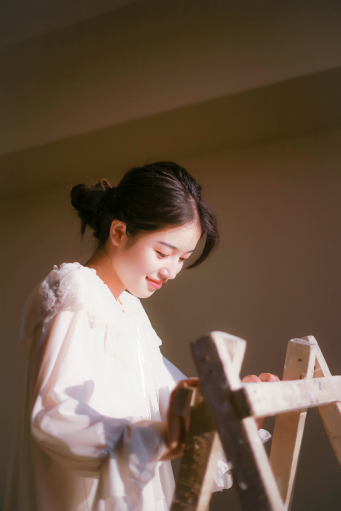 清纯少女朦胧美图片 长发美女图片 5